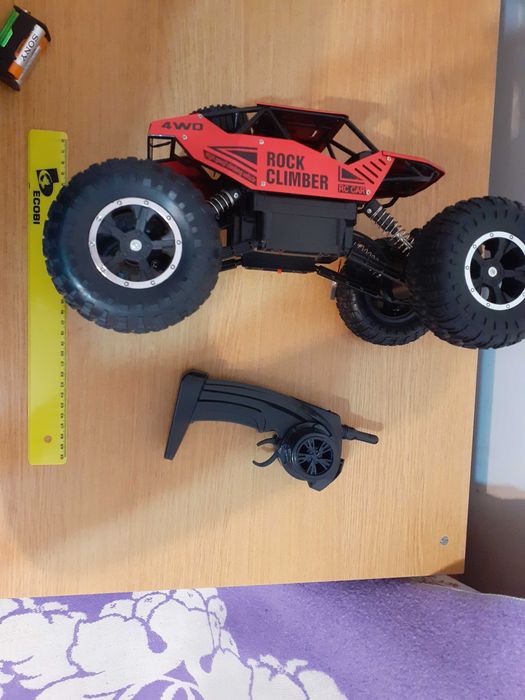 Mini model buggy 4x4 si minidrona