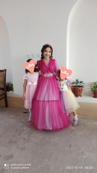 Лёгкое вечернее платье.