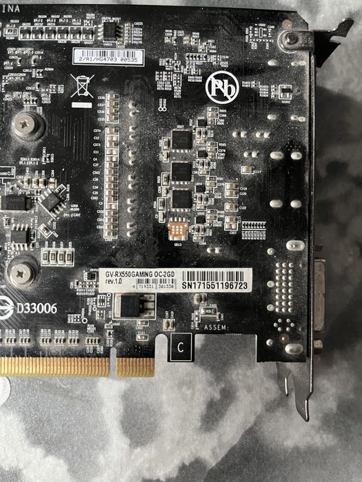 Продам видеокарту RX 550