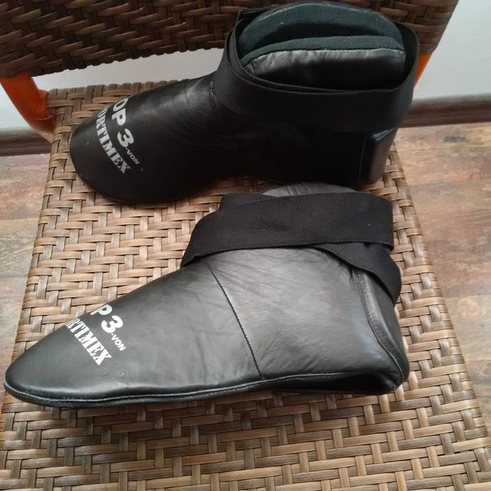 Спортни протектори - обувки за кикбокс / таекуондо