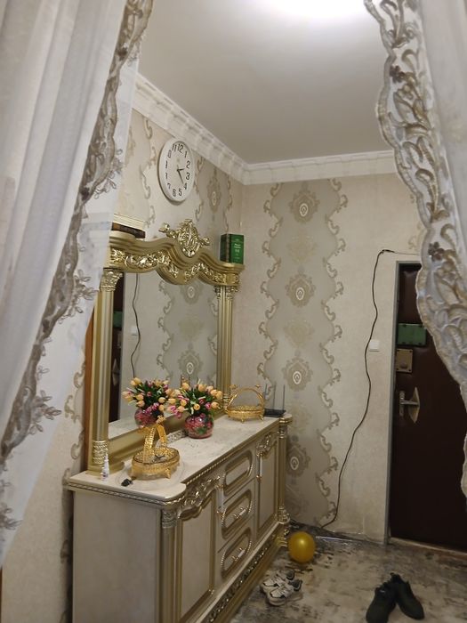 3-xonali uy sotiladi