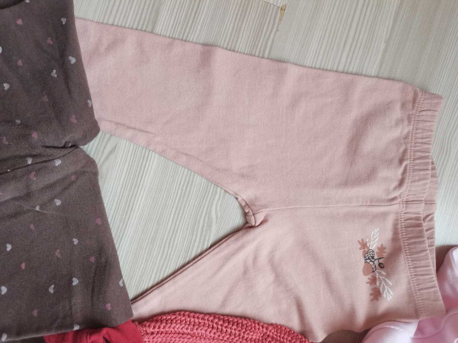 Set pantaloni + body + pulovăr mărimea 74