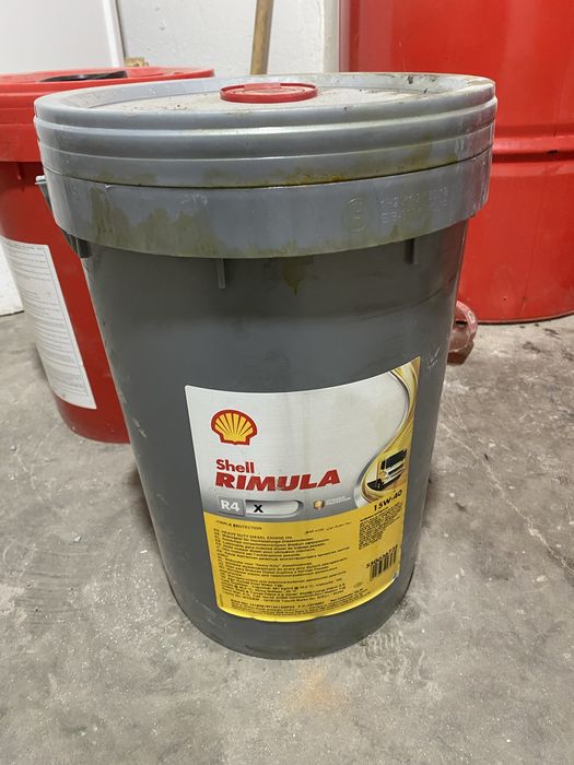 Моторное масло SHELL Rimula R4 X 15W40 20л