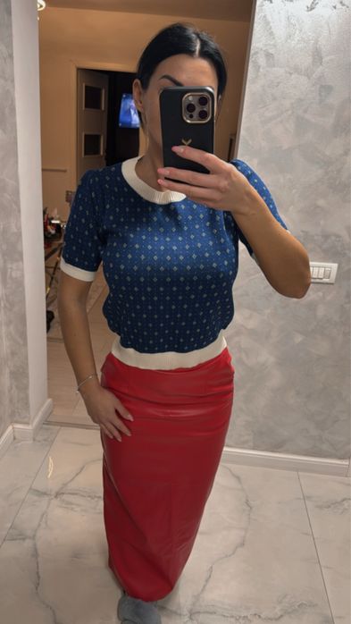 Pulovere deosebite,calitate foarte buna,nu inteapa!