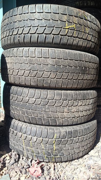 Бриджстоун 215/70/16