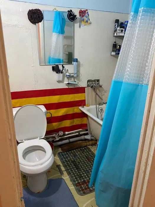 Каракамиш1\2 да 1 хона квартира сотилади !!