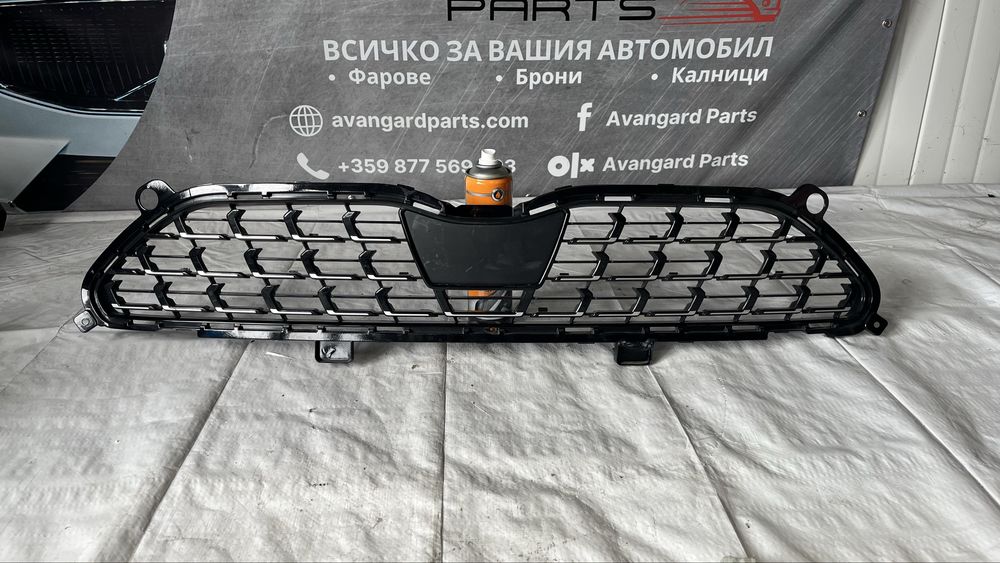 2. Броя Предна решетка Toyota Yaris Cross 2020-