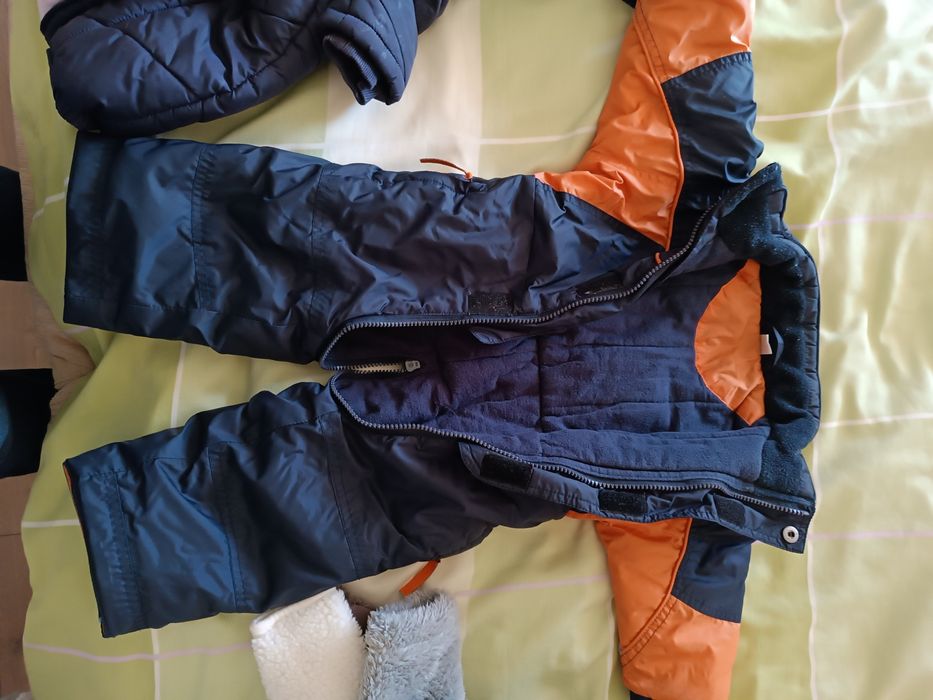 Combinezon de iarnă ptr bebeluși