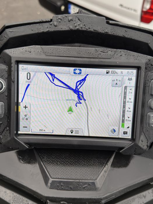 Snowmobil polaris 2024 BOST MATRYX RMK