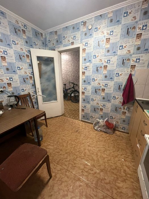 Продам 2 ком квартиру 19 микрорайон