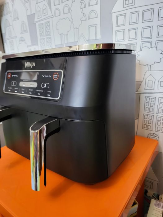 Фритюрник с горещ въздух Ninja AF300EU, 2470W, 7.6 л, 6 програми