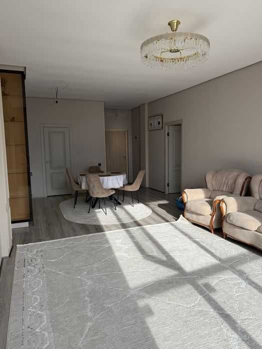 Сдается квартира в Юнусабаде 4х комнатная срочно!!!