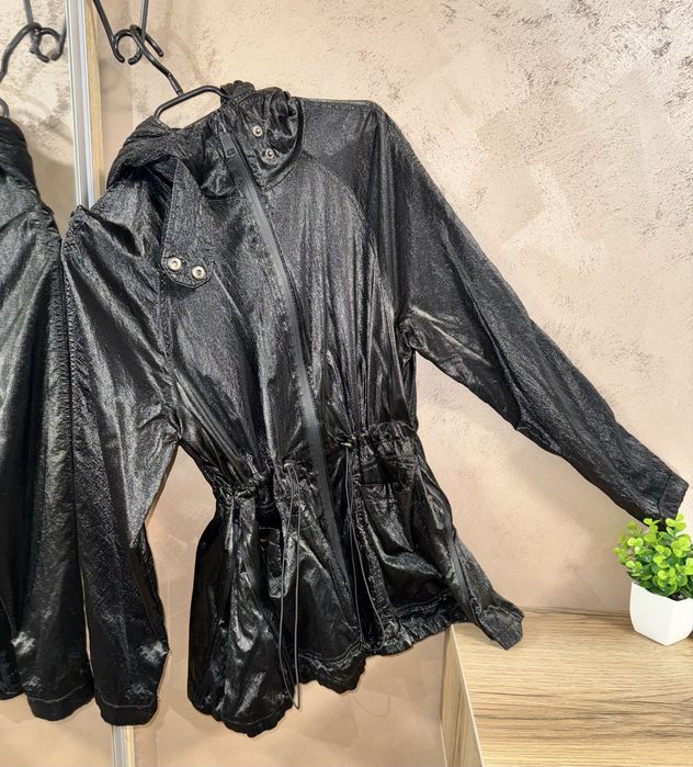 Zara Черно яке тип ветровка