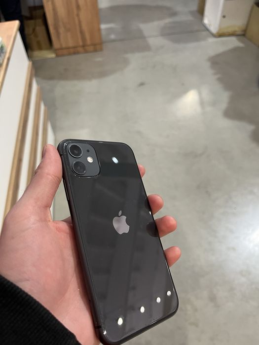 Iphone  11 64gb.