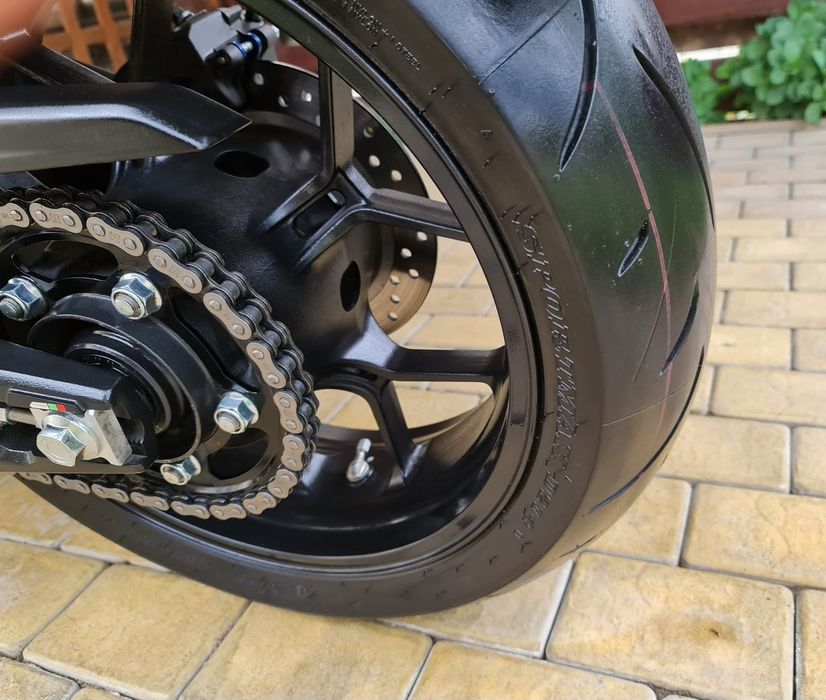 Vand Honda CBR 650R 2023 ca noua  2.600km