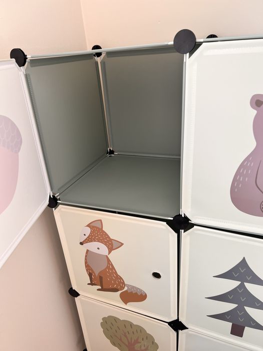 Детска етажерка/ стелаж