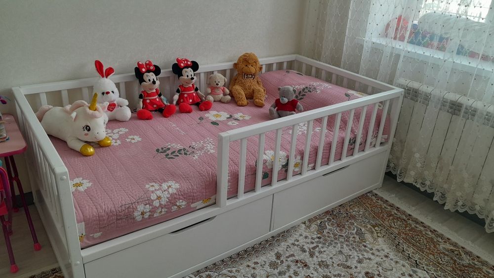 Продам детские кроватки