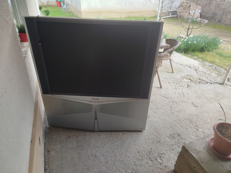 Panasonic televizor katta