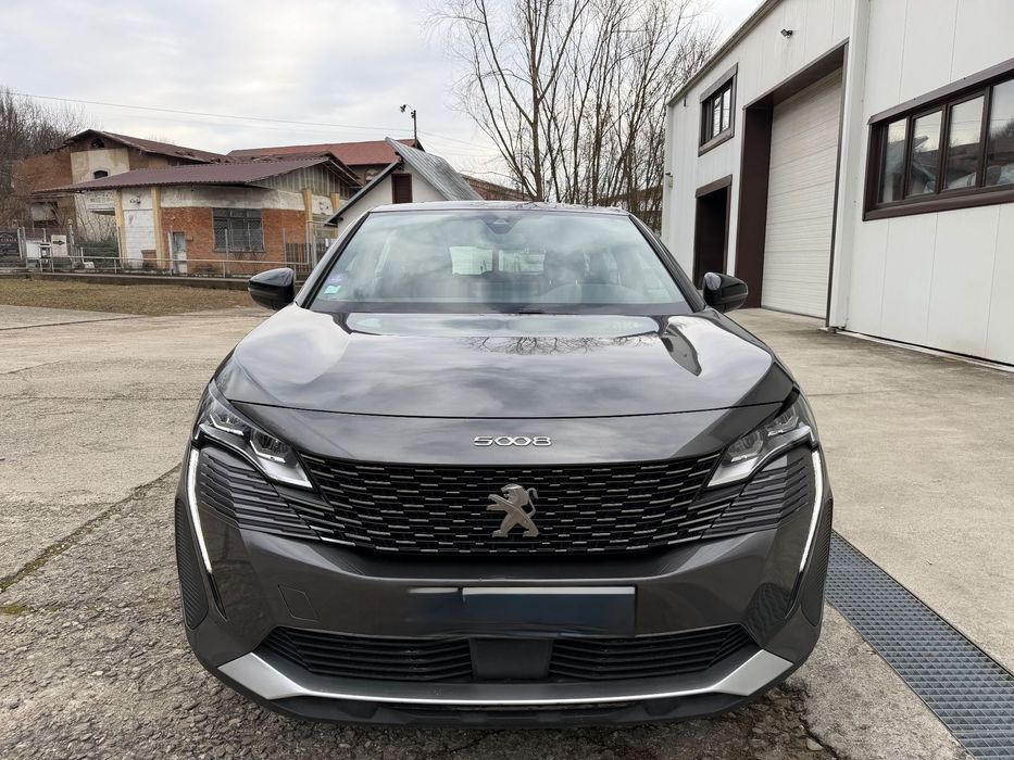 Peugeot 5008 Peugeot 5008 - automatic - 7 locuri - 2023
