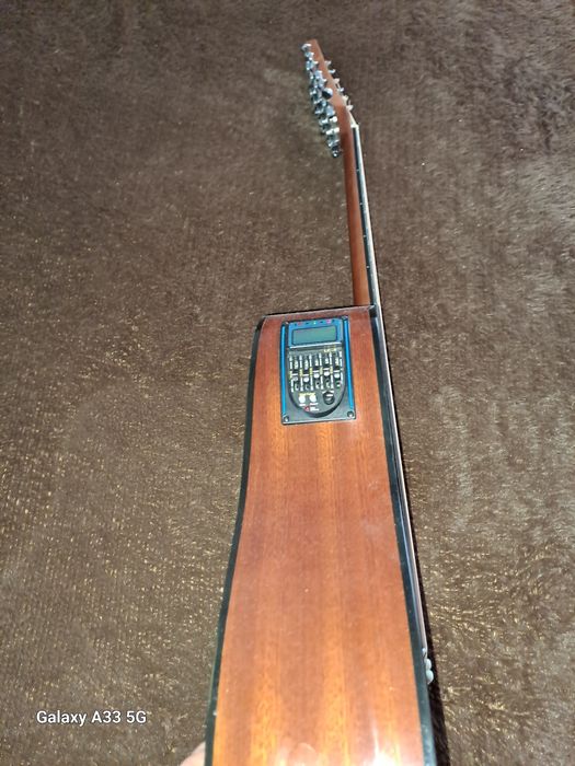 Продам гитару аккустическую