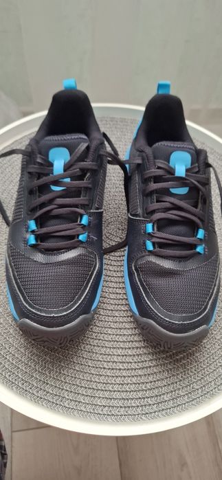 Маратонки, номер 38