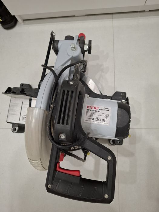 Продам торцовочную пилу СТАВР