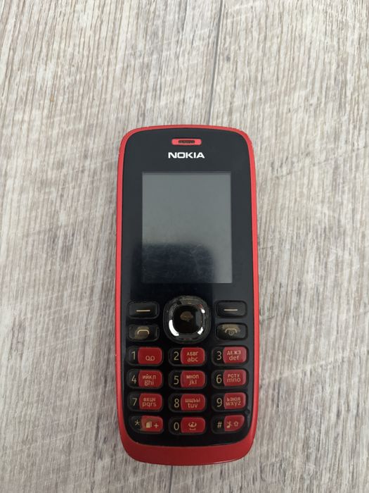 Nokia 112 с зарядкой