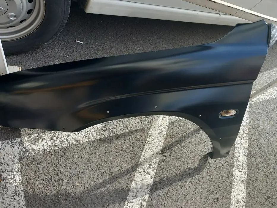 Oblon piese mitsubishi l200 lada bena aripa bara far stop l200 l 200