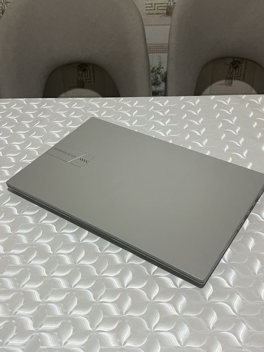 Asus Vivobook 15