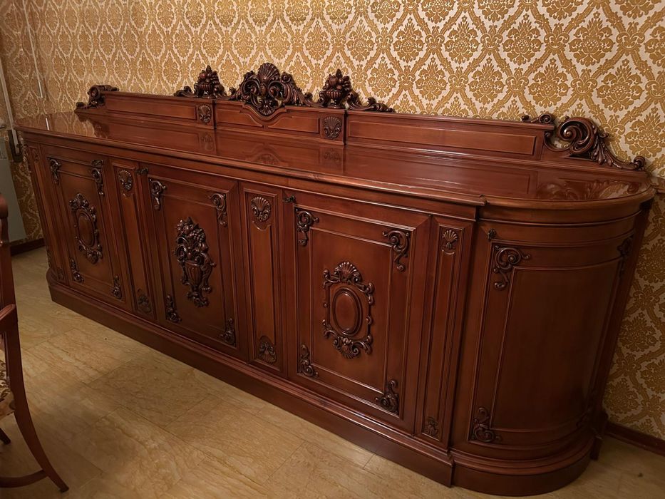 Sufragerie stil baroc fără defecte