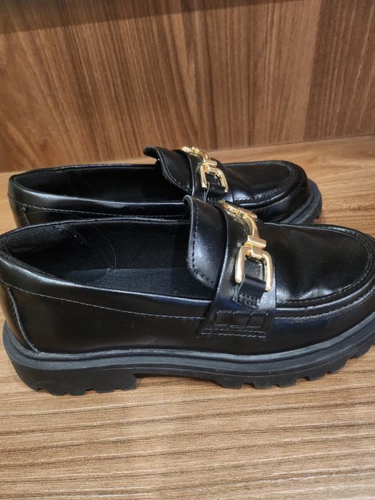 Обувки zara 31номер