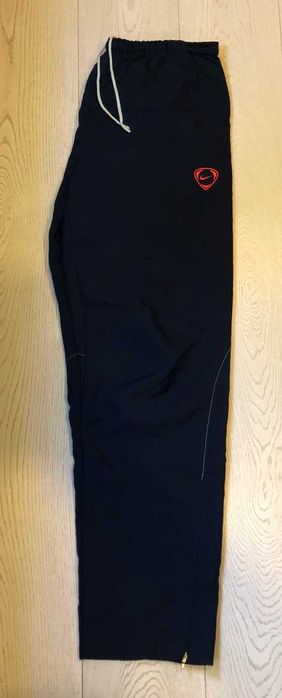 Оригинално мъжко долнище " Найк "