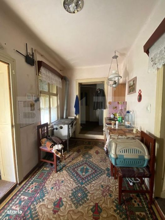 Casa cu teren 10 ari, 2 anexe si dublu front stradal – Beclean