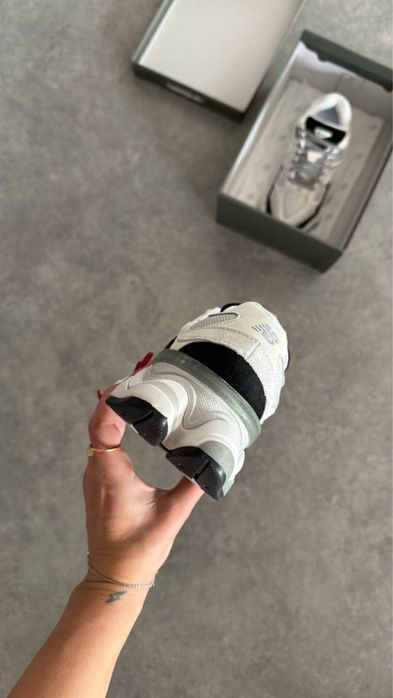 Нов модел New Balance 9060 “Grey Jet Black” 3