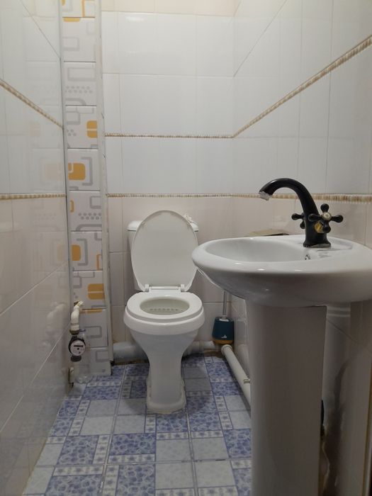 3 xonalik uy sotiladi.