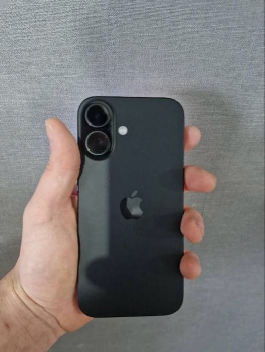 Iphone 16 black 128gb