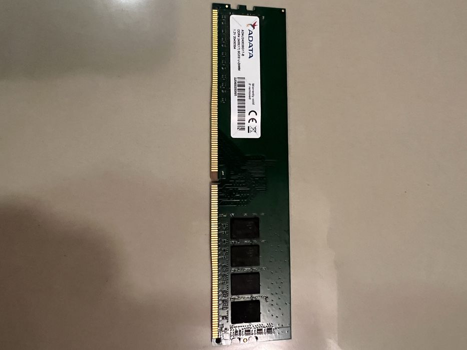 Placuta ADATA 8 GB RAM DDR 4 2400 Mhz
