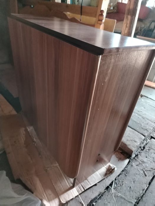 Стол-тумба, стулья 4шт.