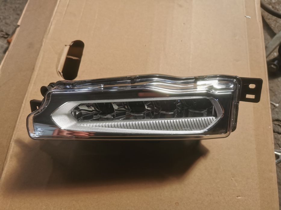 Proiector dreapta BMW x3 x4