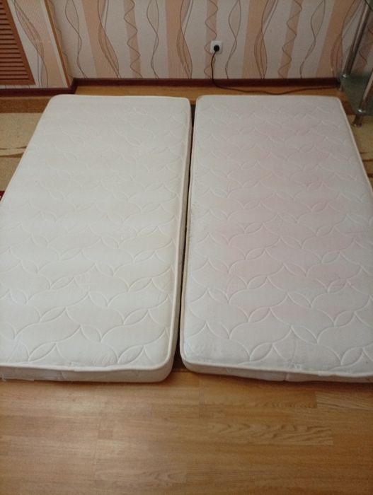 Продам матрас б/у