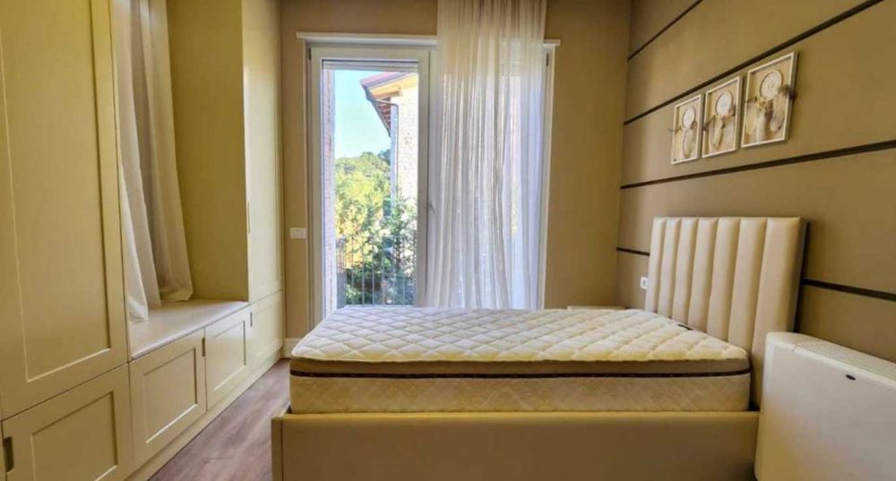 Продава се Тристаен апартамент в София, Център - 100 кв.м за 1700 €/кв.м - Снимка #4