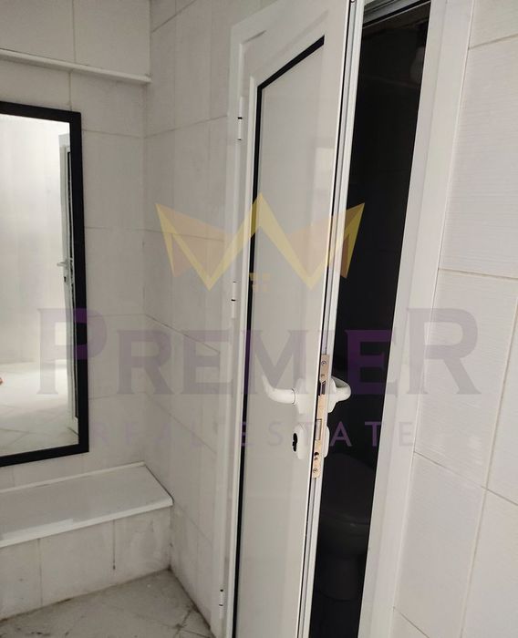 Продава се Магазин в Варна, Колхозен пазар - 108 кв.м за 649 €/кв.м - Снимка #11