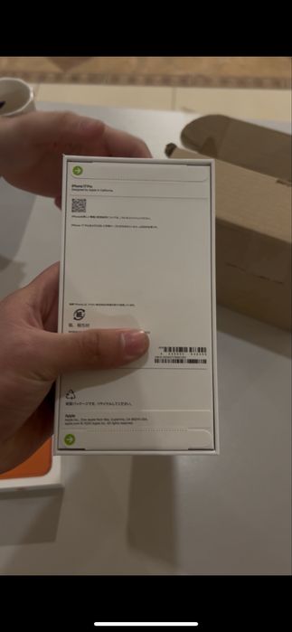 Продам iPhone 17 pro 256gb новый