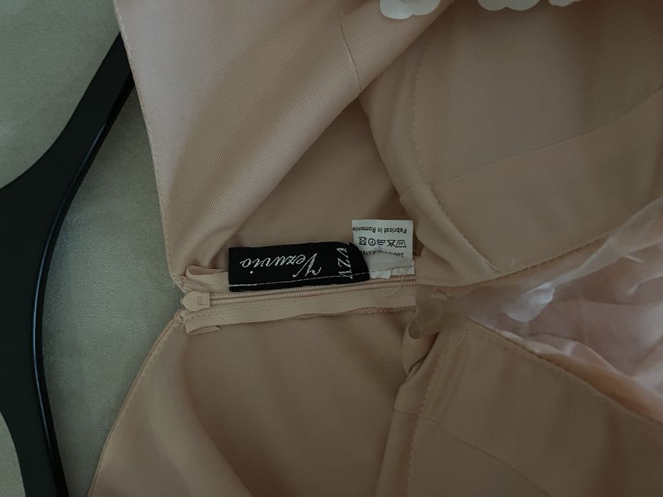 Прелестни две дамски розови рокли М размер