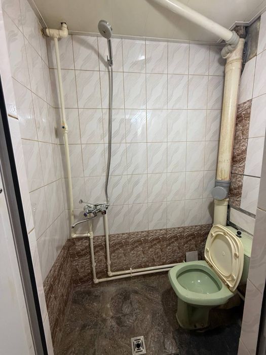 Гагарина Срочно Продаётся 1 комнатная квартира 1 этаж 37500у.е торг.