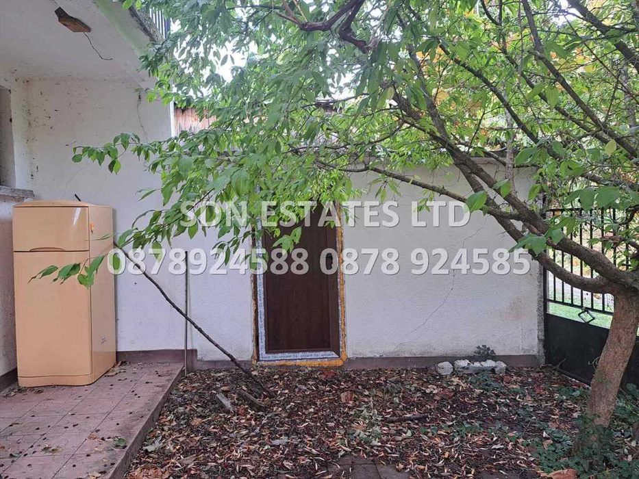 Продава се Къща в Казанлък - 200 кв.м за 725 €/кв.м - Снимка #19