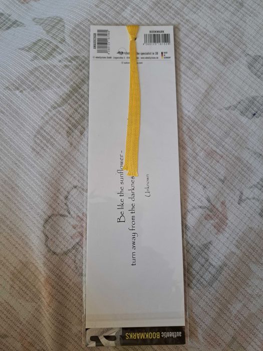 3D книгоразделител с послание, Authentic Bookmarks