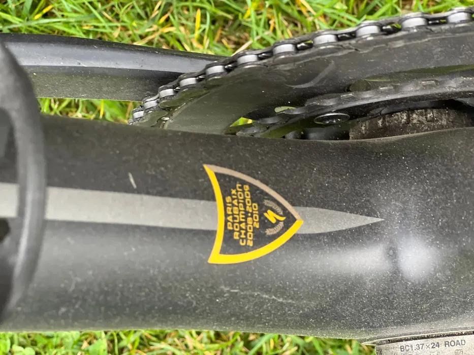 Cursieră Full Carbon Specialized Roubaix SL4 – Shimano 105 – Ediție Paris-Roubaix
