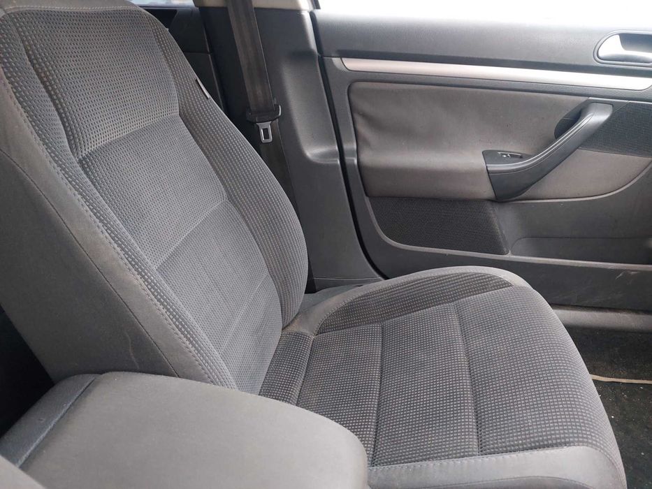 Capota fata - Orice piesa Volkswagen Jetta 1.9 TDI AUTOMAT BXE gri sobolan