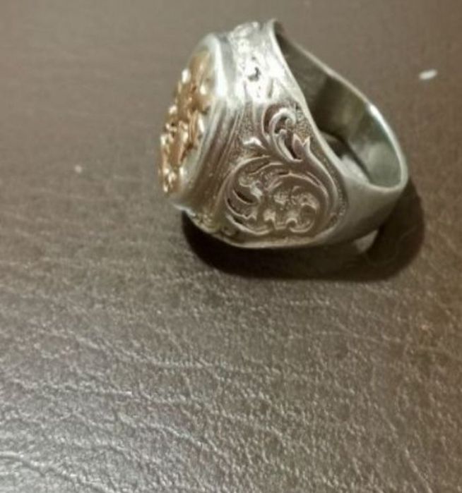 Продам кольцо золото 3гр и серебро
